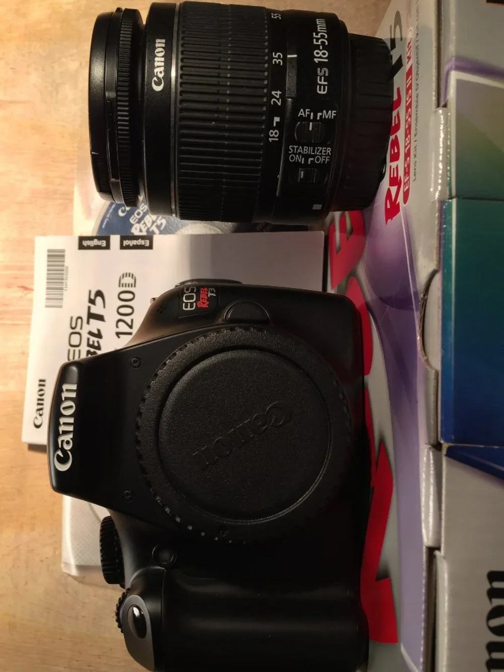 Canon EOS Rebel T5 Digital SLR BUNDLE w/ 18-55mm IS II Lens w/ acc - read below